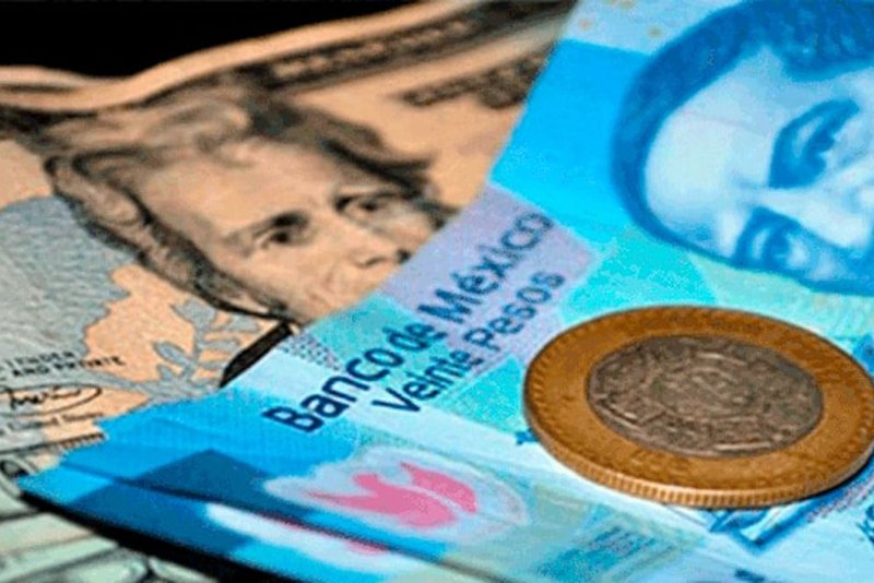 dolar billete 20 pesos moneda 10 pesos mexicanos